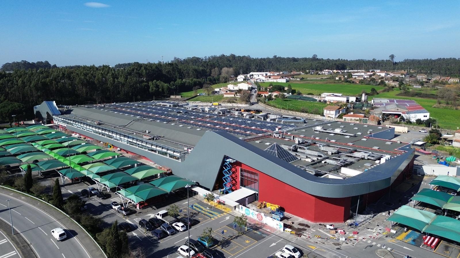 Galeria Comercial Auchan Maia